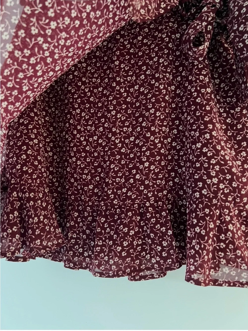 Hollister Women’s Floral Wrap Skirt - Burgundy